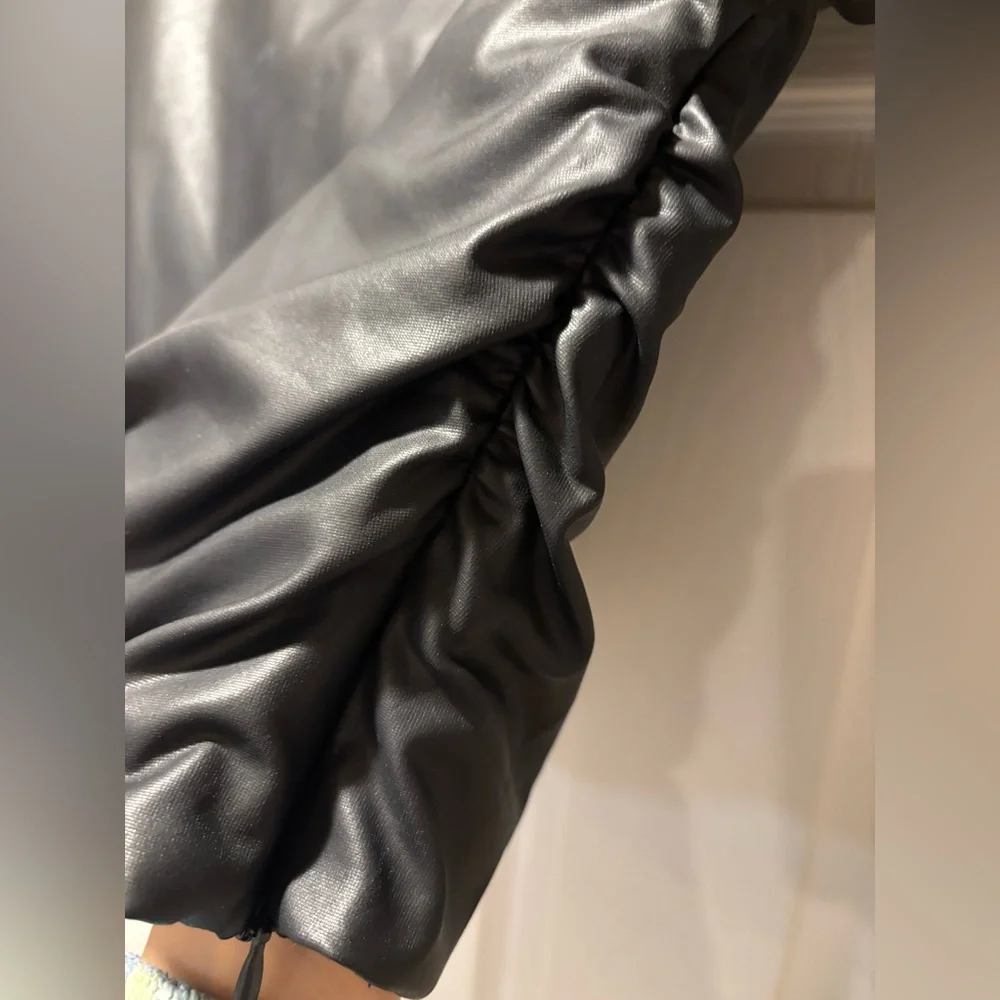 Zara Black Faux Leather Short Sleeve Top - Picture 2 of 6